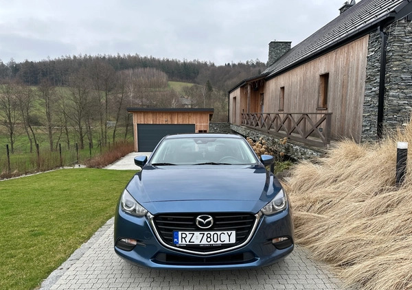 Mazda 3 cena 64900 przebieg: 49500, rok produkcji 2018 z Rzeszów małe 67